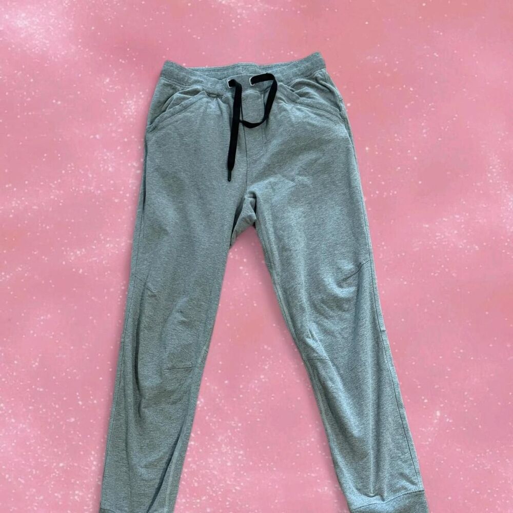 Lululemon Men's Grey Joggers-tracksuits